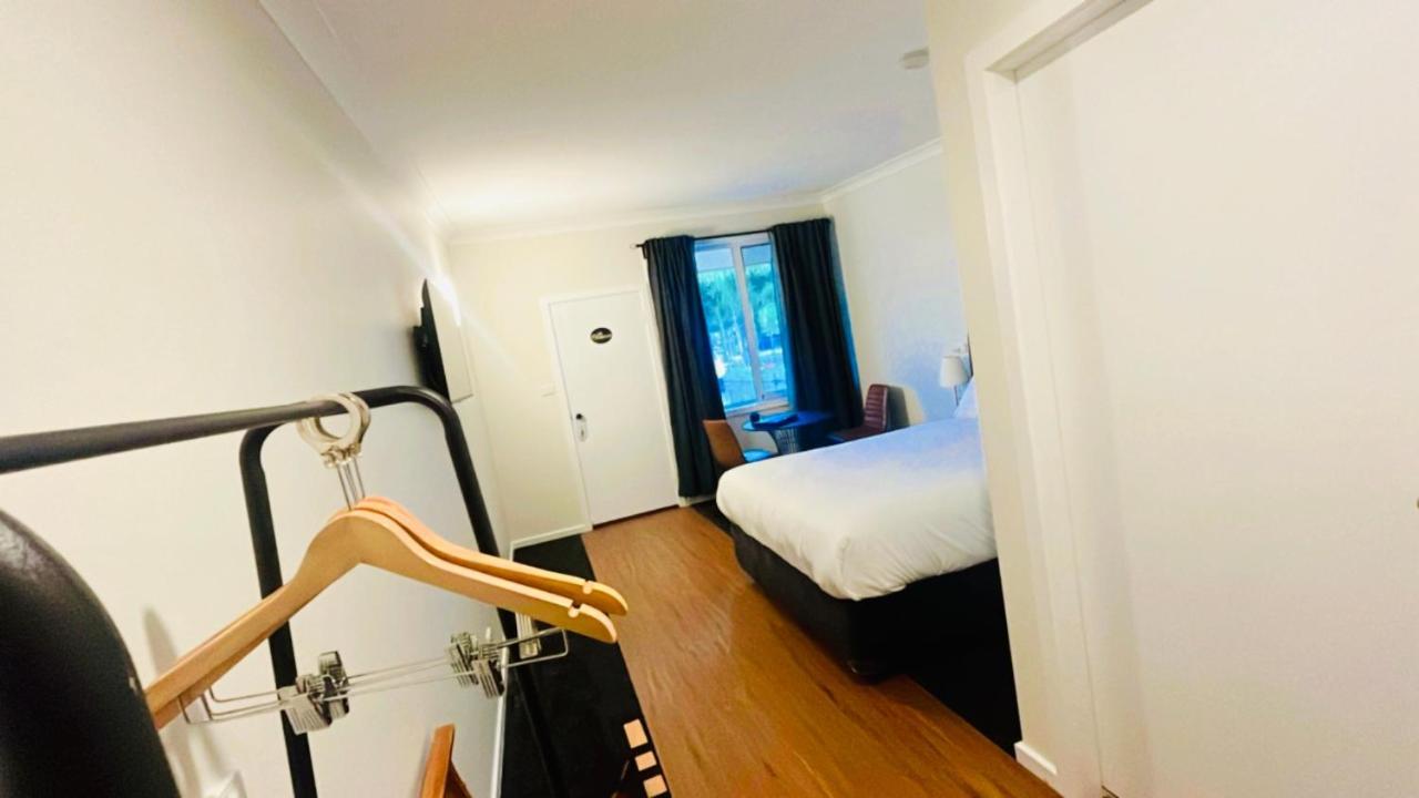 Seven Inn Wagga Wagga Ngoại thất bức ảnh