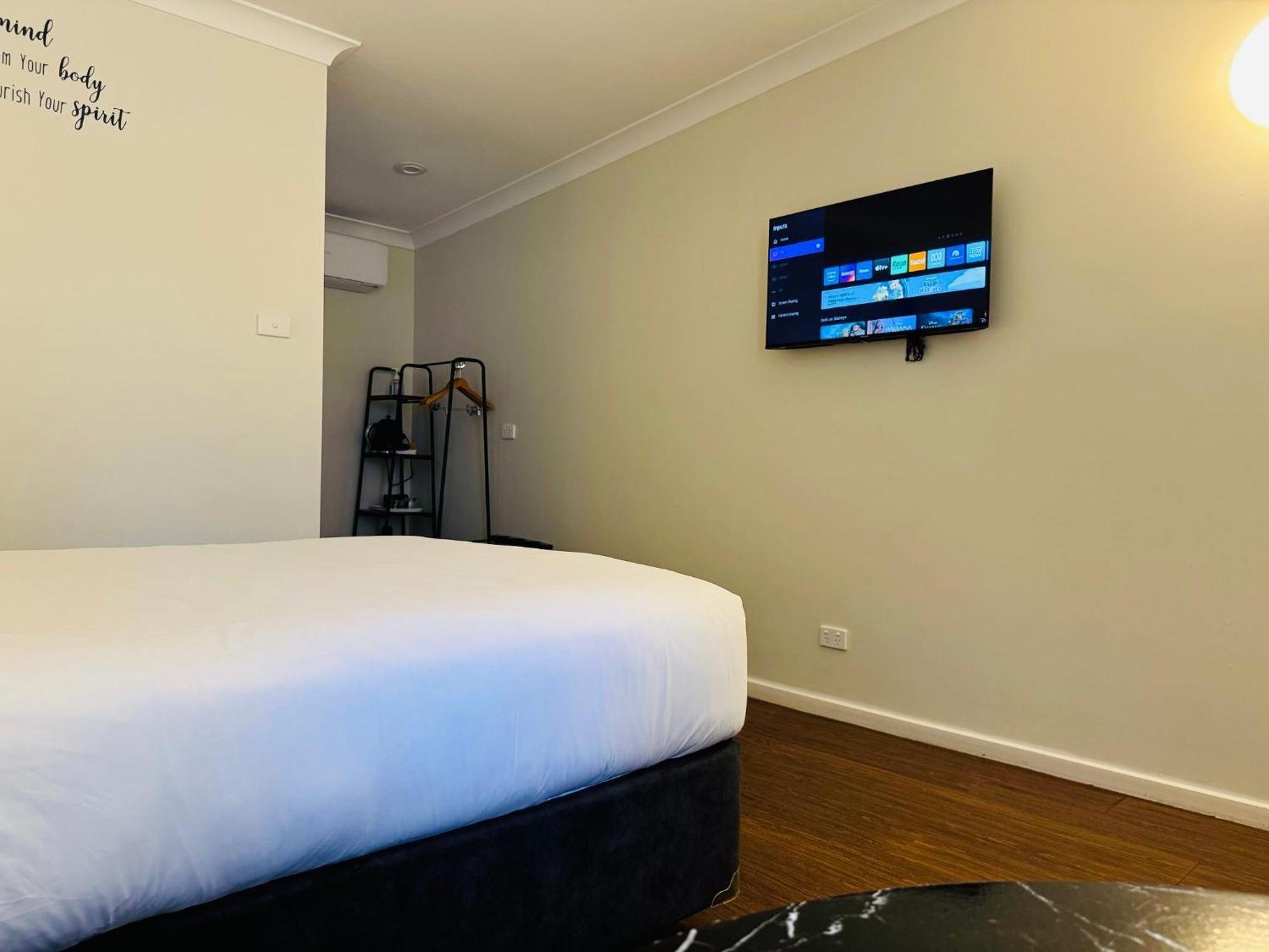 Seven Inn Wagga Wagga Ngoại thất bức ảnh